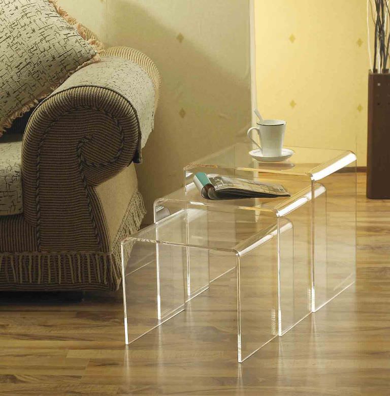Image of: Acrylic Coffee Table With Glass Top
