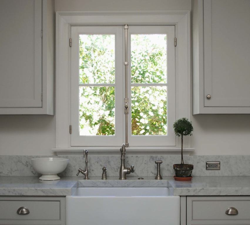 Image of: Amazing Gray Kitchen Cabinets