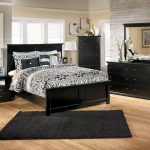 Ashley Furniture Carlyle Bedroom Set