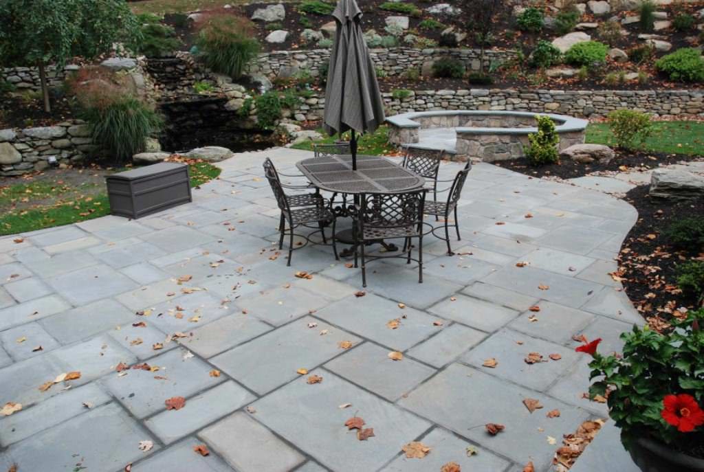 Image of: Backyard Stone Patio Designs
