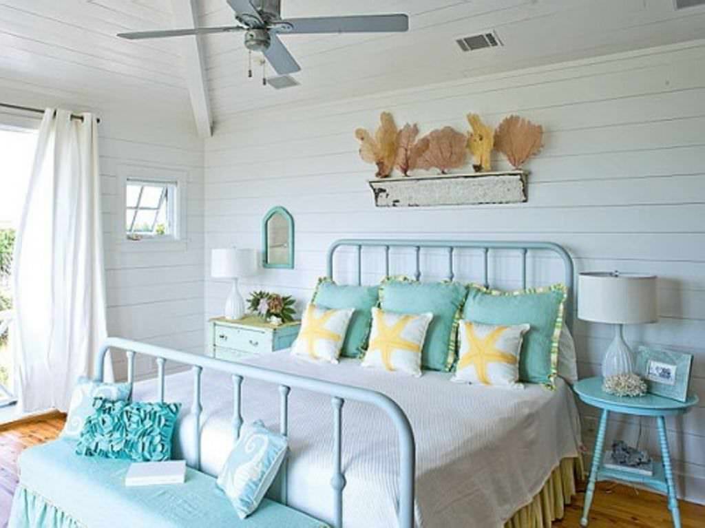 Image of: Beach Themed Bedroom Crafts