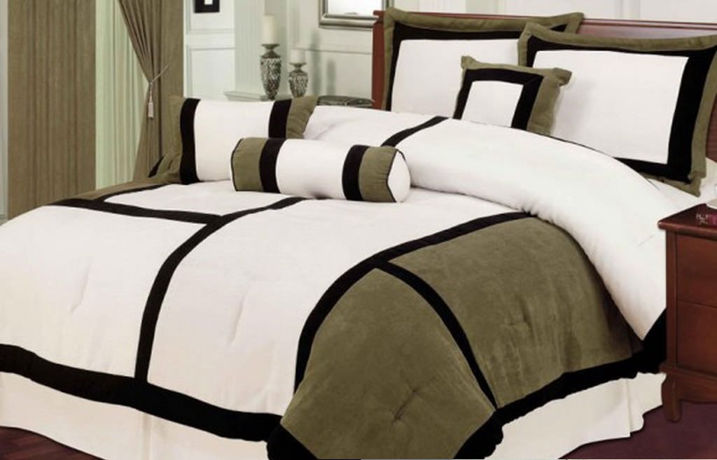 Image of: Bedroom Comforter Sets For Couples