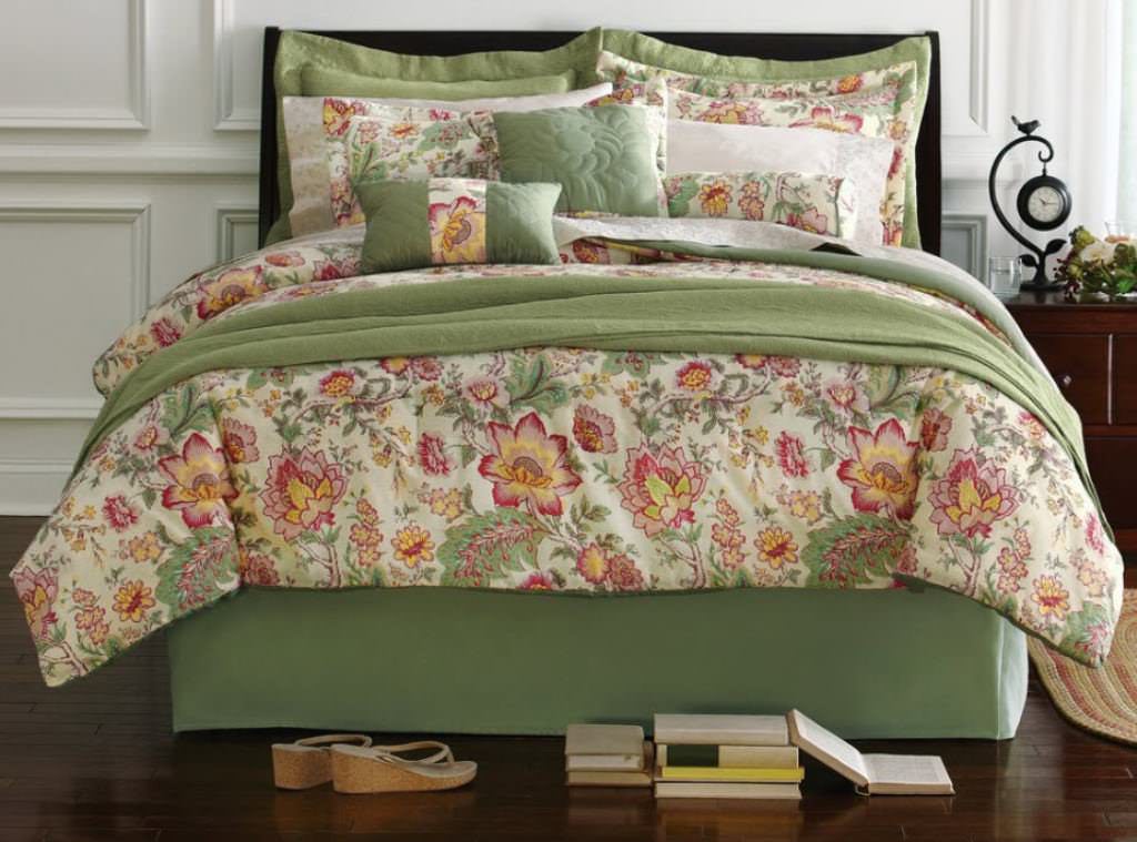 Image of: Bedroom Comforter Sets With Matching Curtains