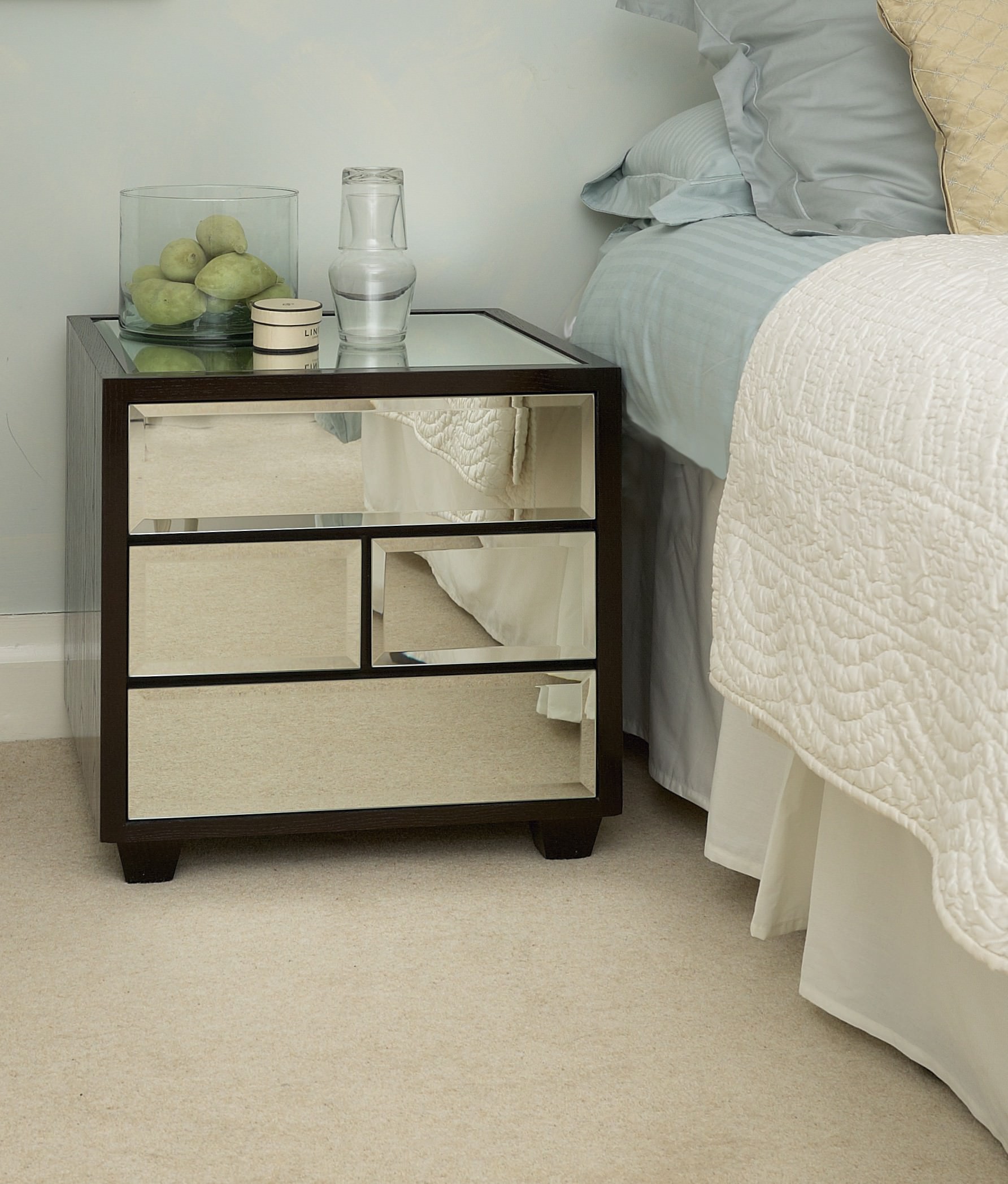 Image of: Bedside Table Attached To Bed