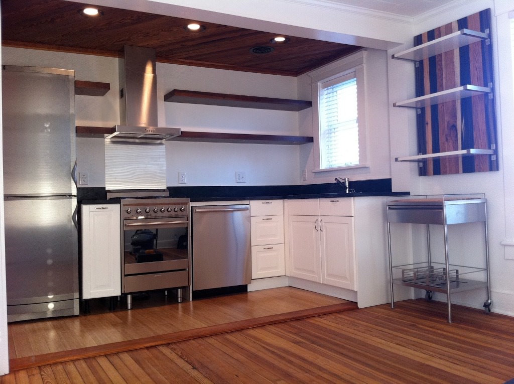 Image of: Best Wood For Kitchen Cabinets