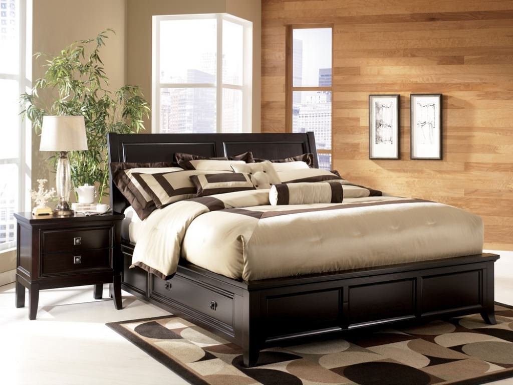 Image of: California King Platform Bed Drawers