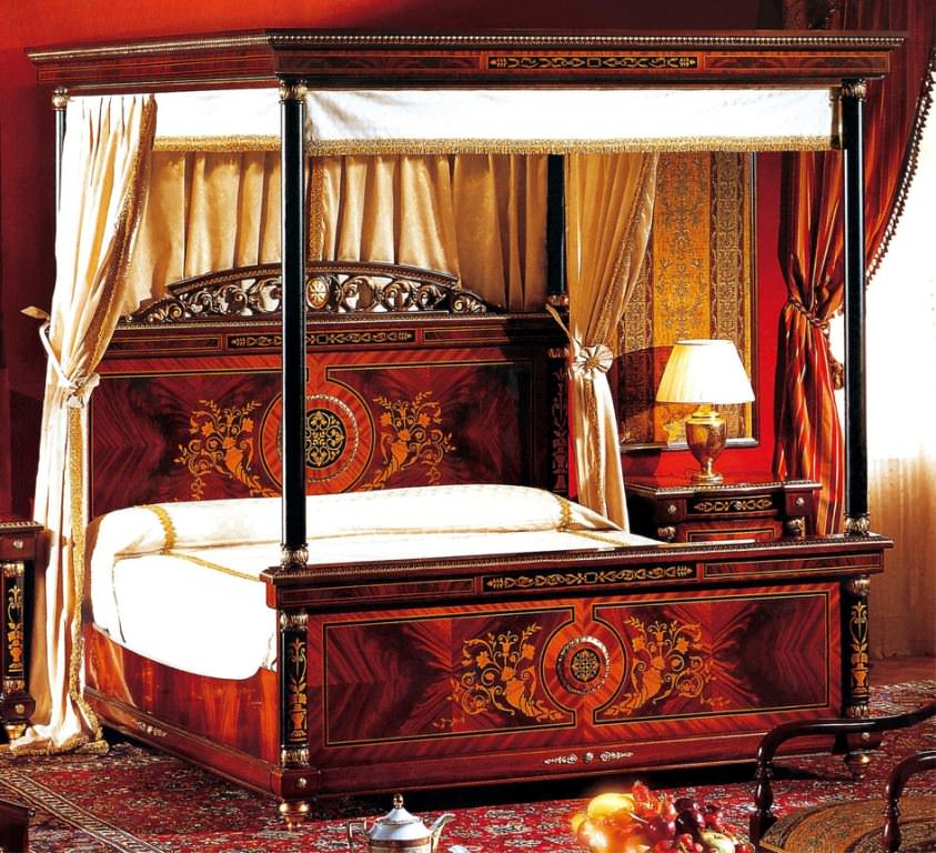 Image of: Canopy Bedroom Furniture