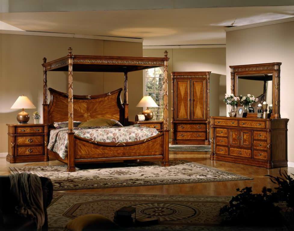 Image of: Canopy Bedroom Sets King
