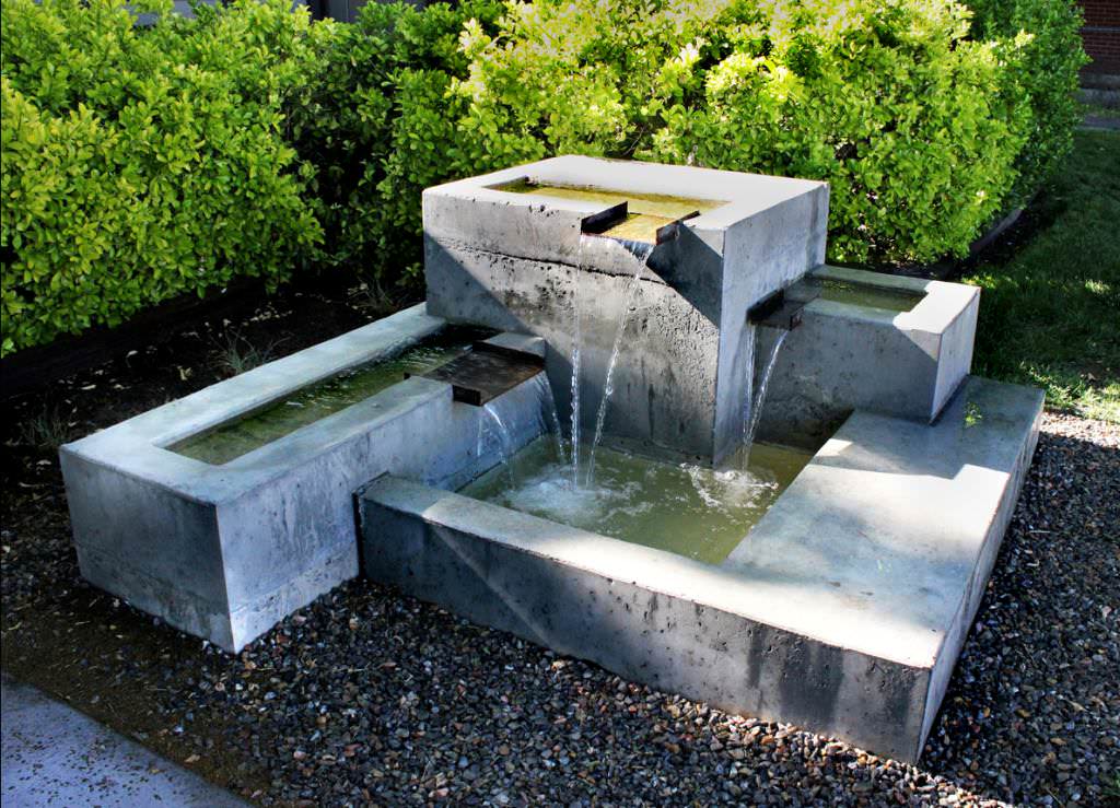 Image of: Cheap Concrete Fountains Ideas