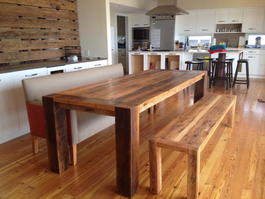 Image of: Counter Height Dining Sets With Bench