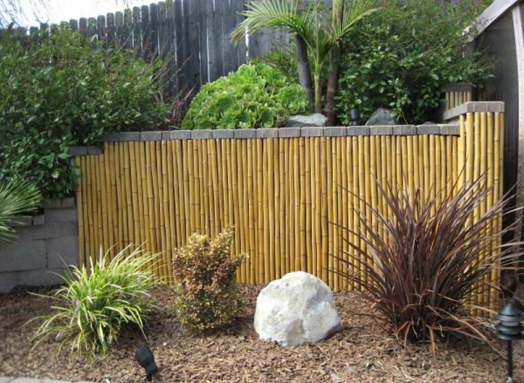 Image of: DIY Bamboo Fence Panels Design