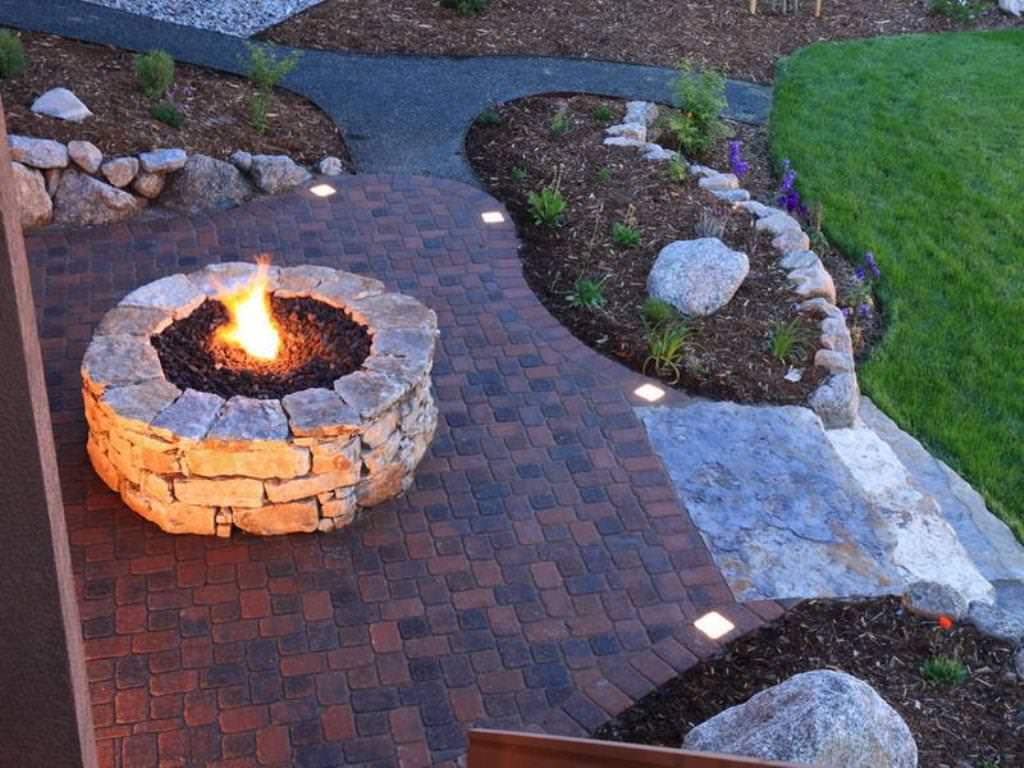 Image of: DIY Fire Pit