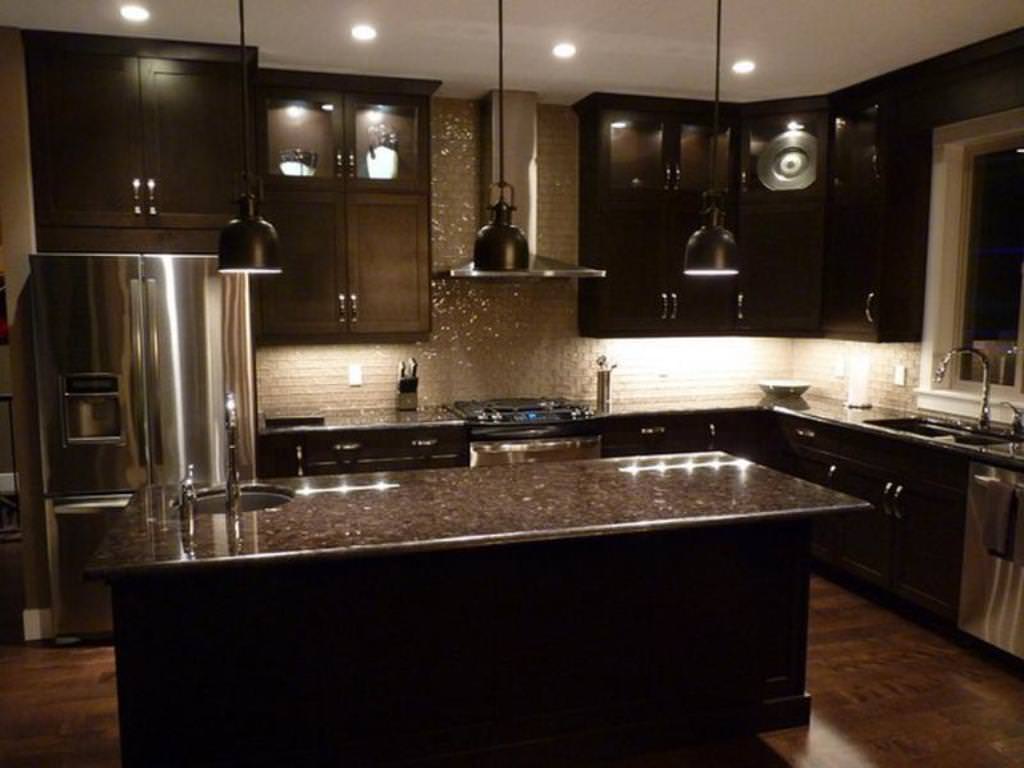 Image of: Dark Kitchen Cabinets With Light Granite