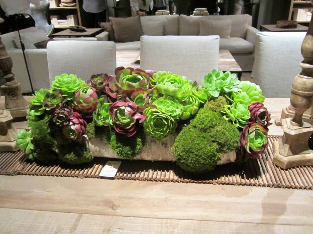 Image of: Dining Room Table Centerpieces