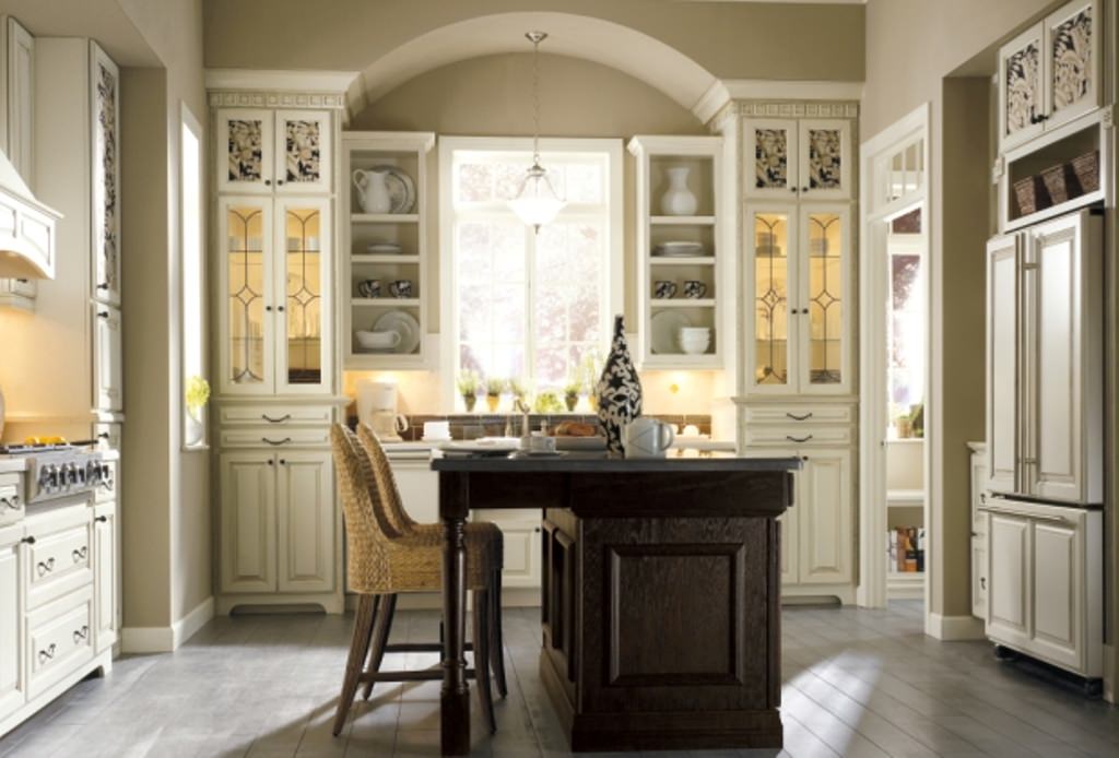 Image of: Discount Thomasville Kitchen Cabinets