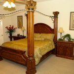 Ethan Allen King Size Canopy Bed