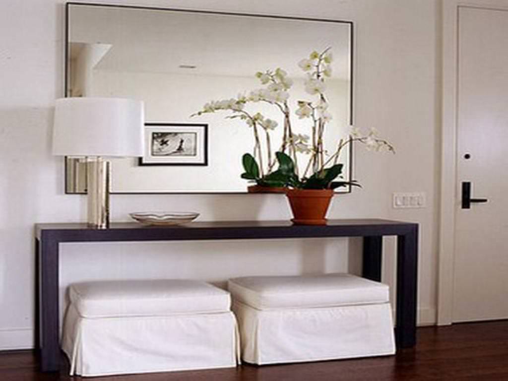 Image of: Foyer Furniture Sets