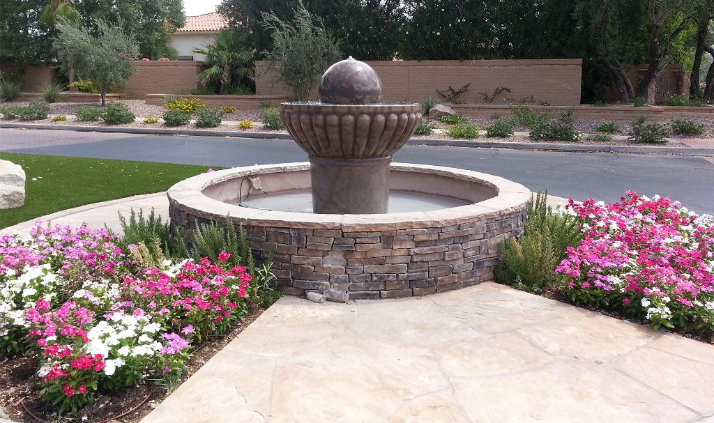 Image of: Front House Concrete Fountains Ideas