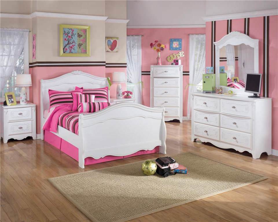 Image of: Girl Bedroom Furniture Sets At Ashley