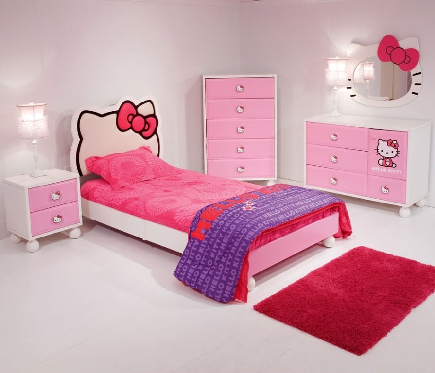 Image of: Hello Kitty Bedroom Ideas