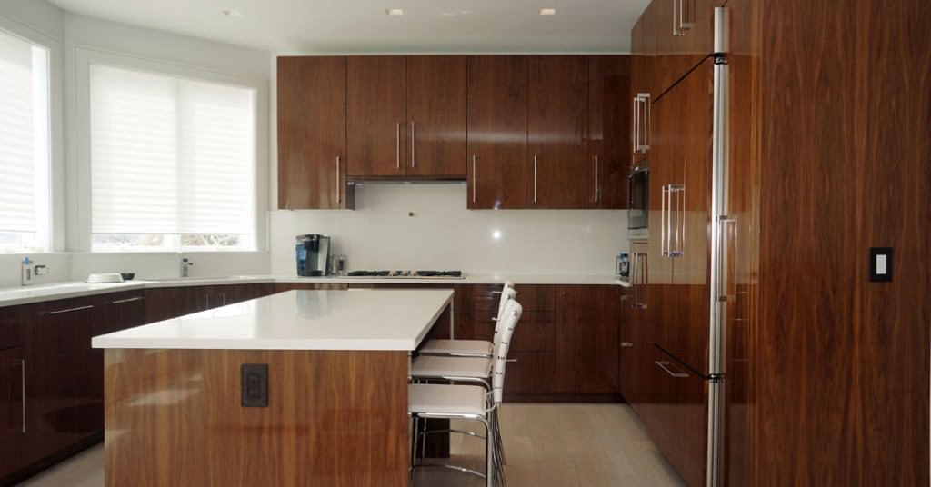 Image of: High Gloss Kitchen Cabinets Doors