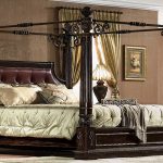 King Size Dark Wood Canopy Bed