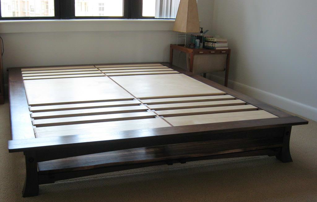 Image of: King Size Platform Bed Frames Wood