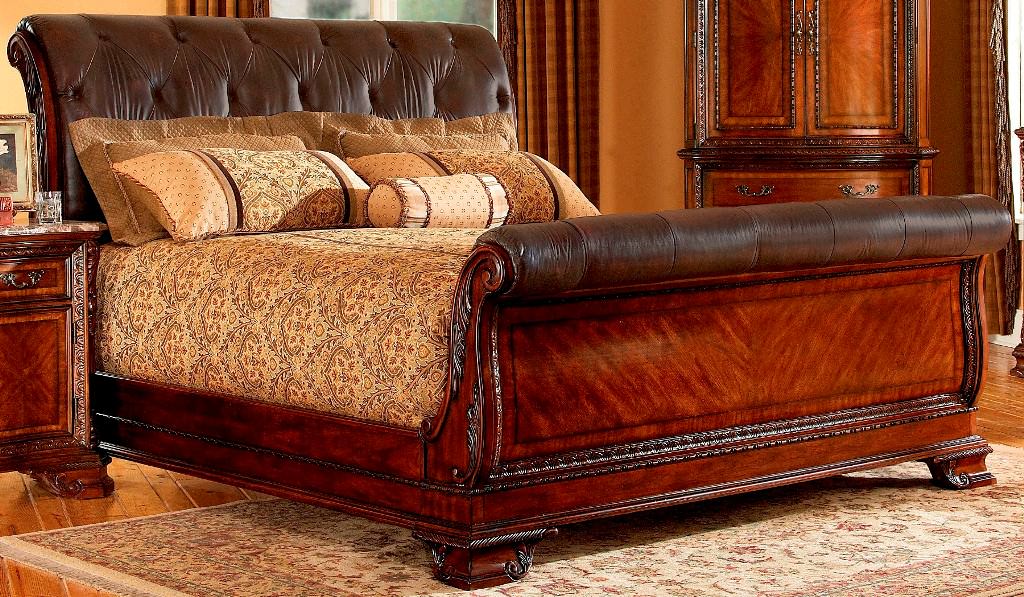 Image of: King Sleigh Bed