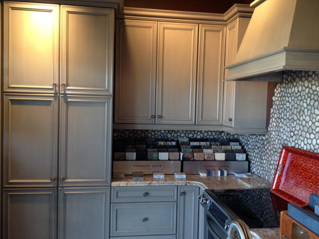 Image of: Kitchen White Cabinets Gray Walls