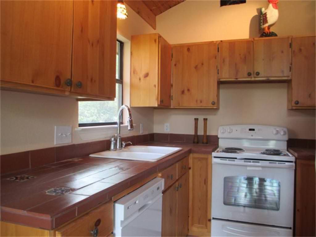Image of: Knotty Pine Kitchen Cabinets White