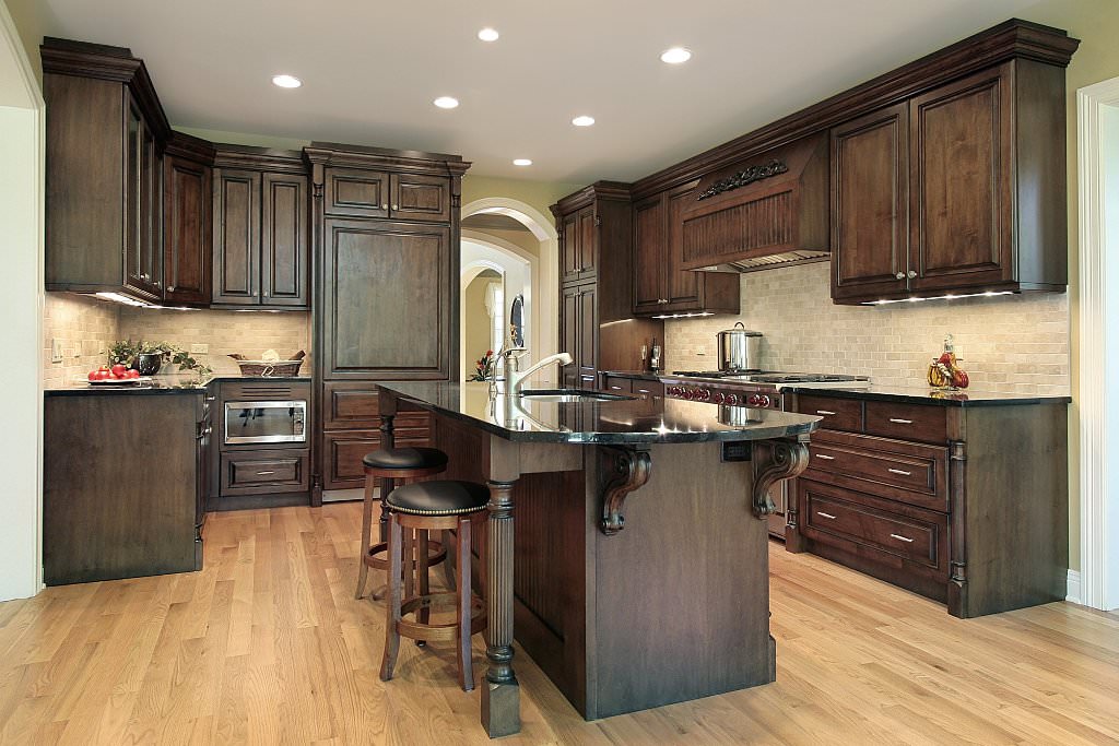 Image of: Light Cabinets With Dark Countertops