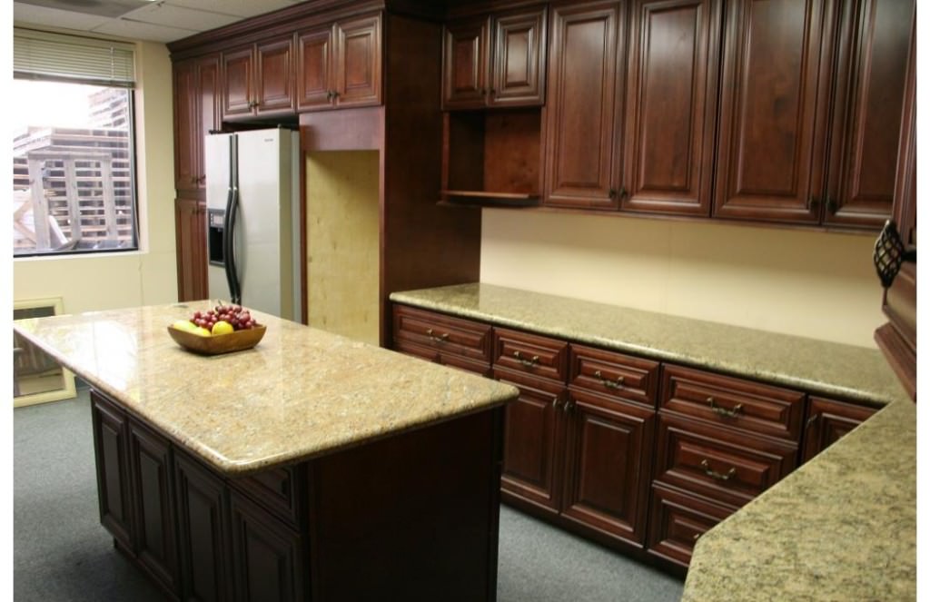 Image of: Maple Mahogany Kitchen Cabinets