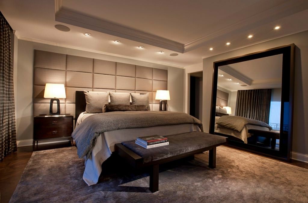 Image of: Masculine Bedroom Decorating Ideas