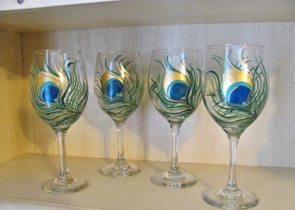 Image of: Peacock Hand Drawing Decorative Wine Glasses