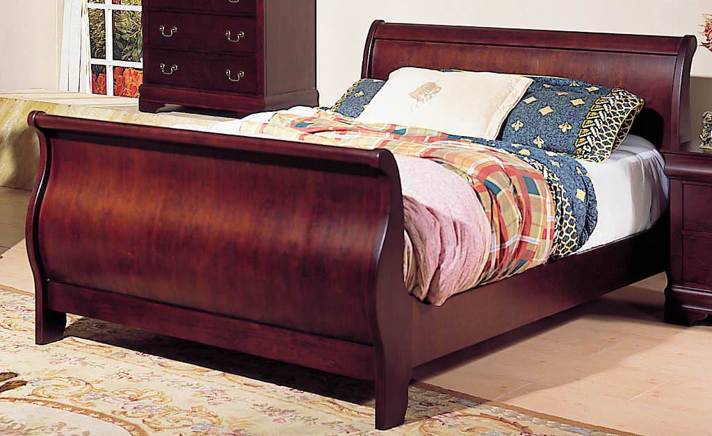 Image of: Queen Sleigh Bed Bedroom Set