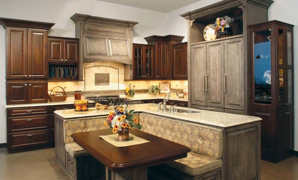 Image of: Rustic Kitchen Cabinets And Countertops