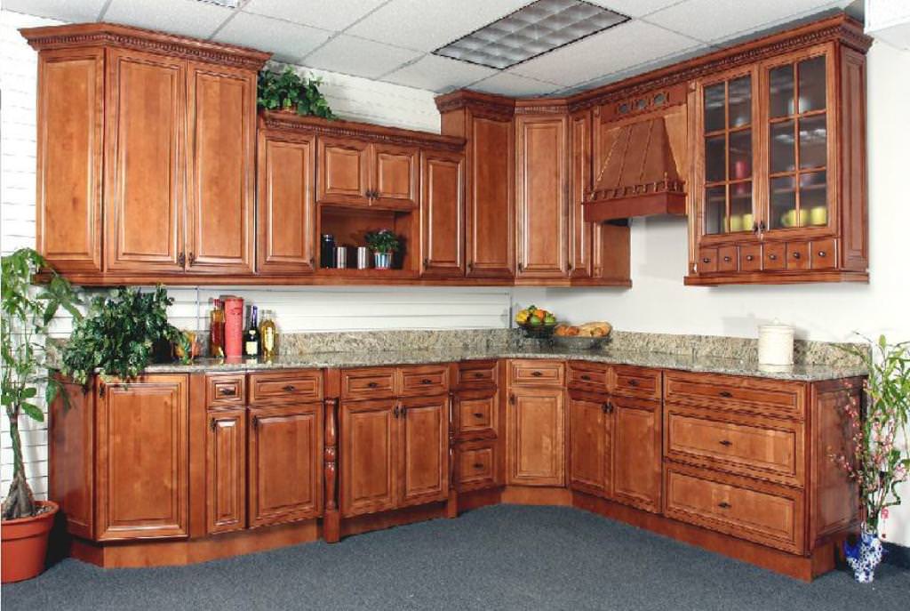 Image of: Solid Wood Kitchen Cabinets