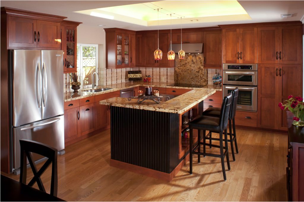 Image of: Solid Wood Kitchen Cabinets Idea