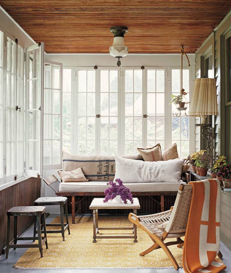 Image of: Sunroom Bench Plans