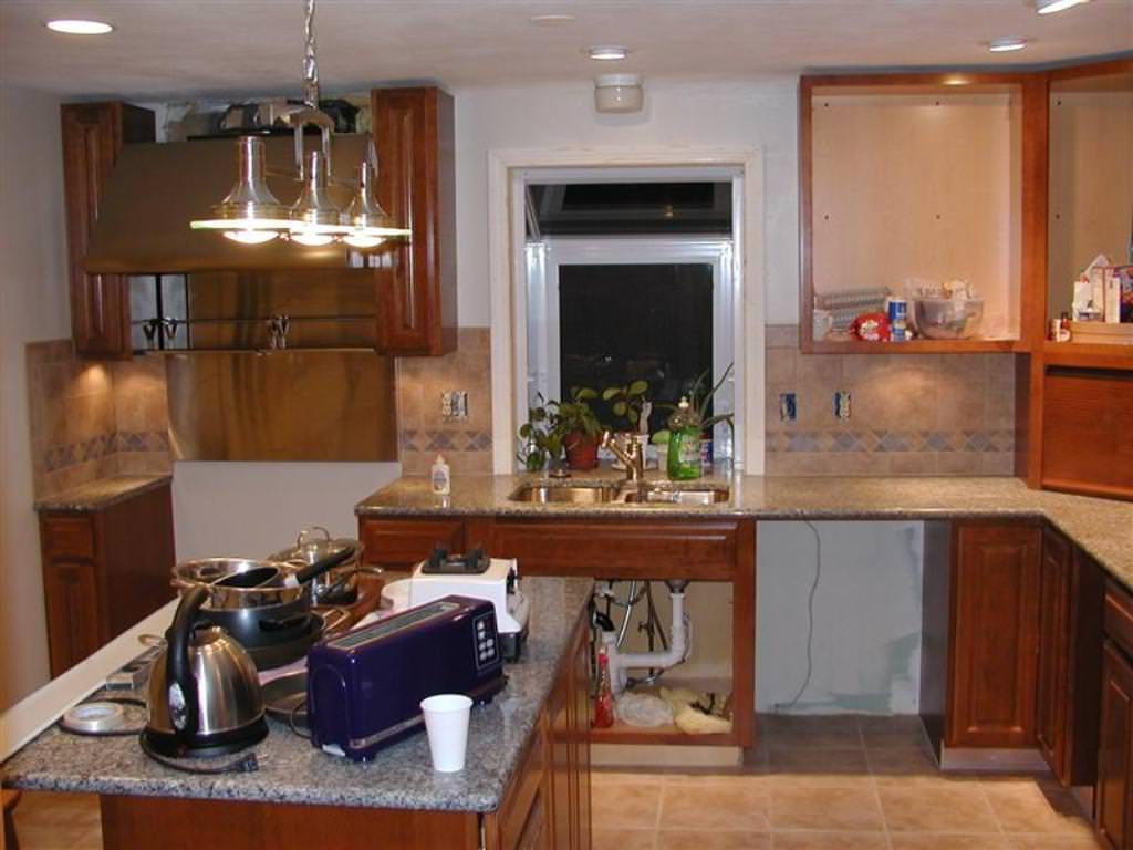 Image of: Thomasville Kitchen Cabinets Specifications