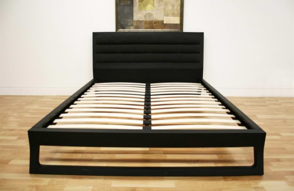 Image of: Vilas Platform Queen Size Bed