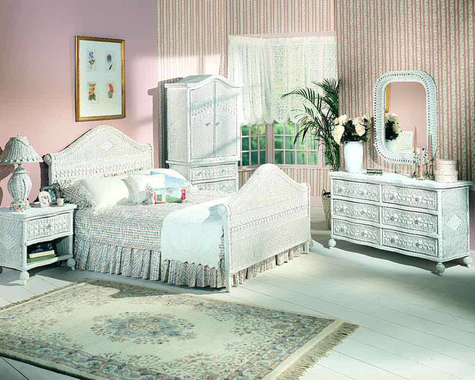 Image of: Wicker And Rattan Bedroom Furniture