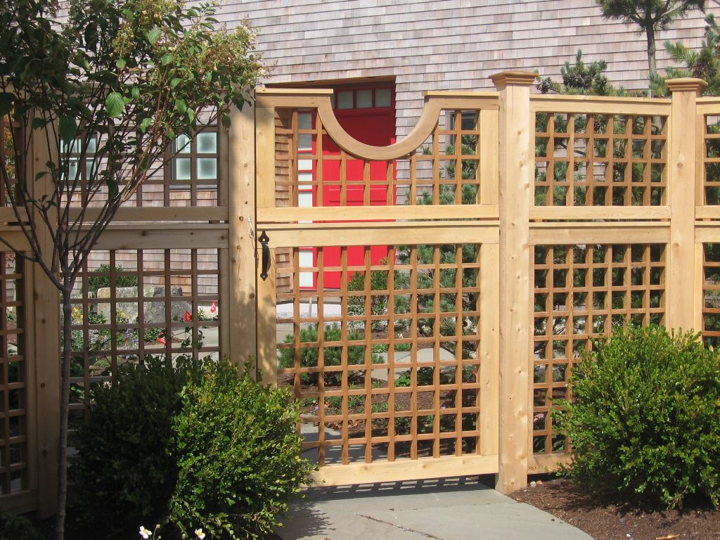 Image of: Wood Fence Designs Plans
