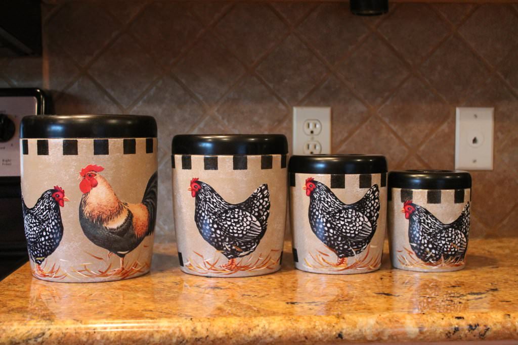 Image of: Ceramic Rooster Kitchen Decor