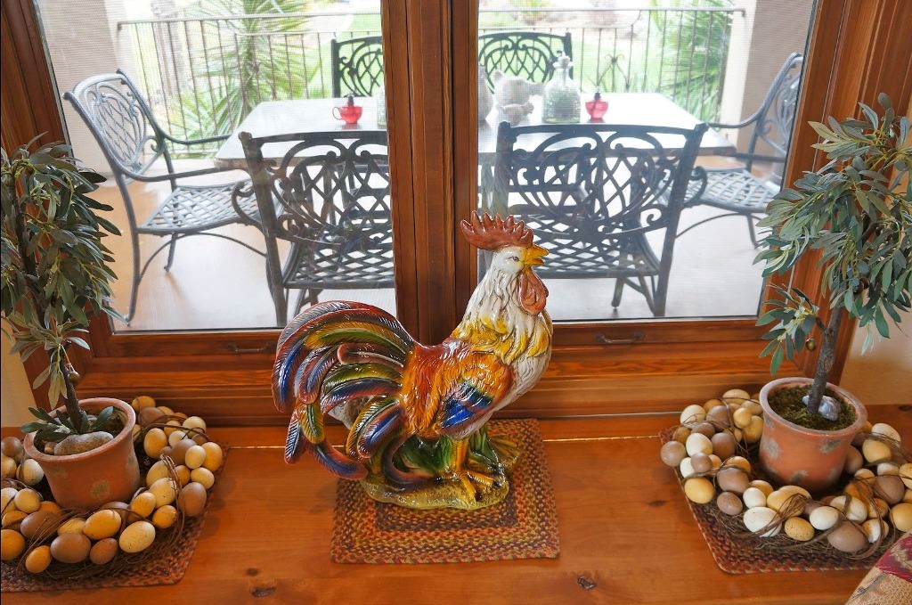 Image of: Country Rooster Kitchen Decor