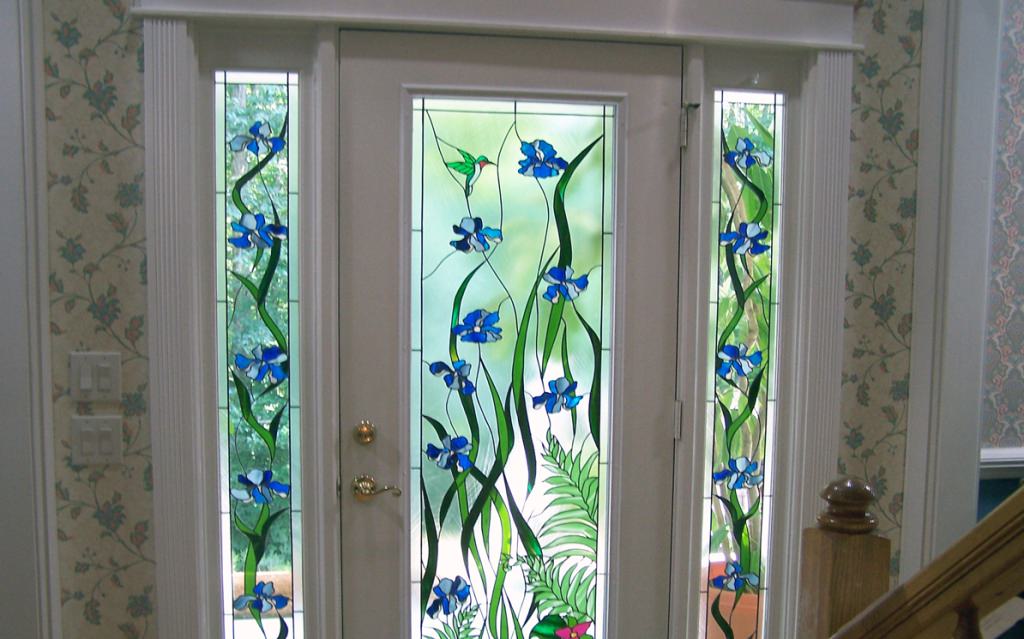 Image of: Decorative Stained Glass Designs For Doors