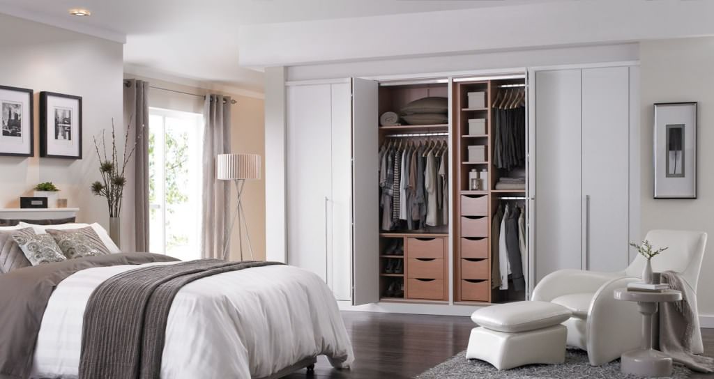 Image of: Folding Closet Doors Idea