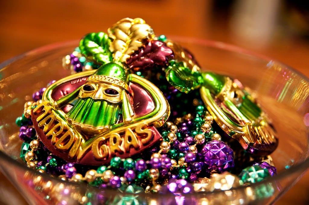 Image of: Mardi Gras Party Accessories