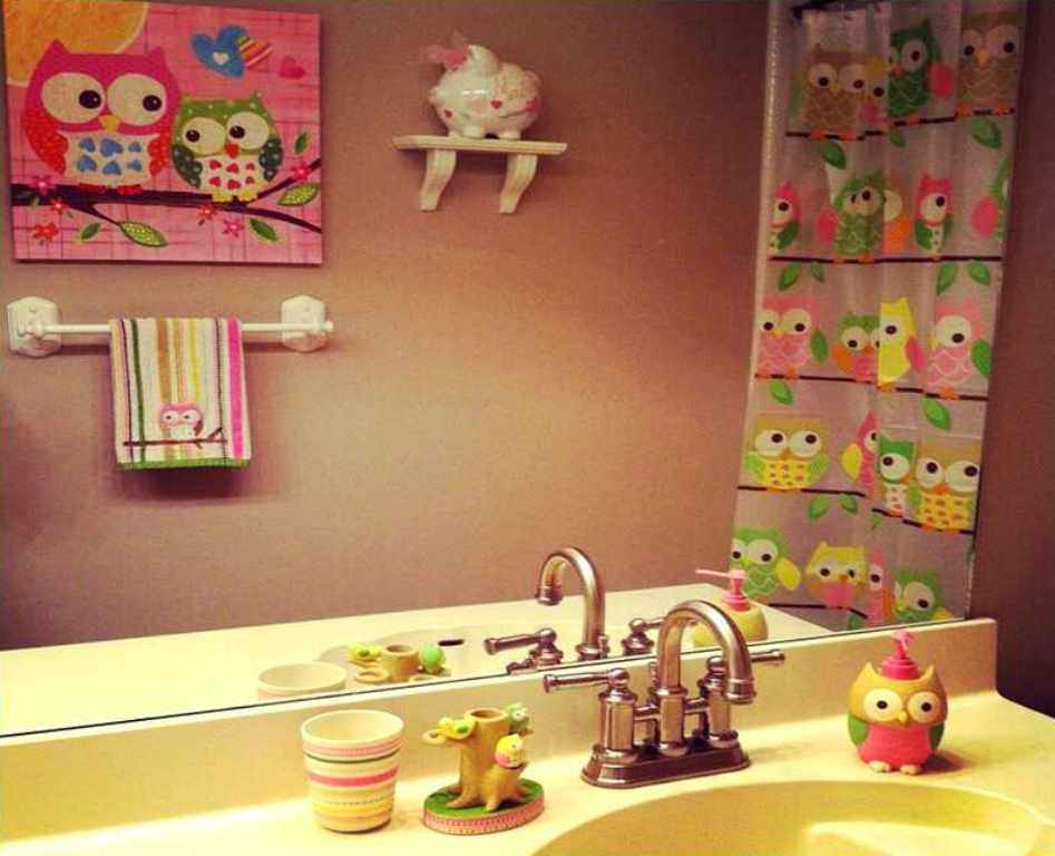 Image of: Owl Bathroom Decorations