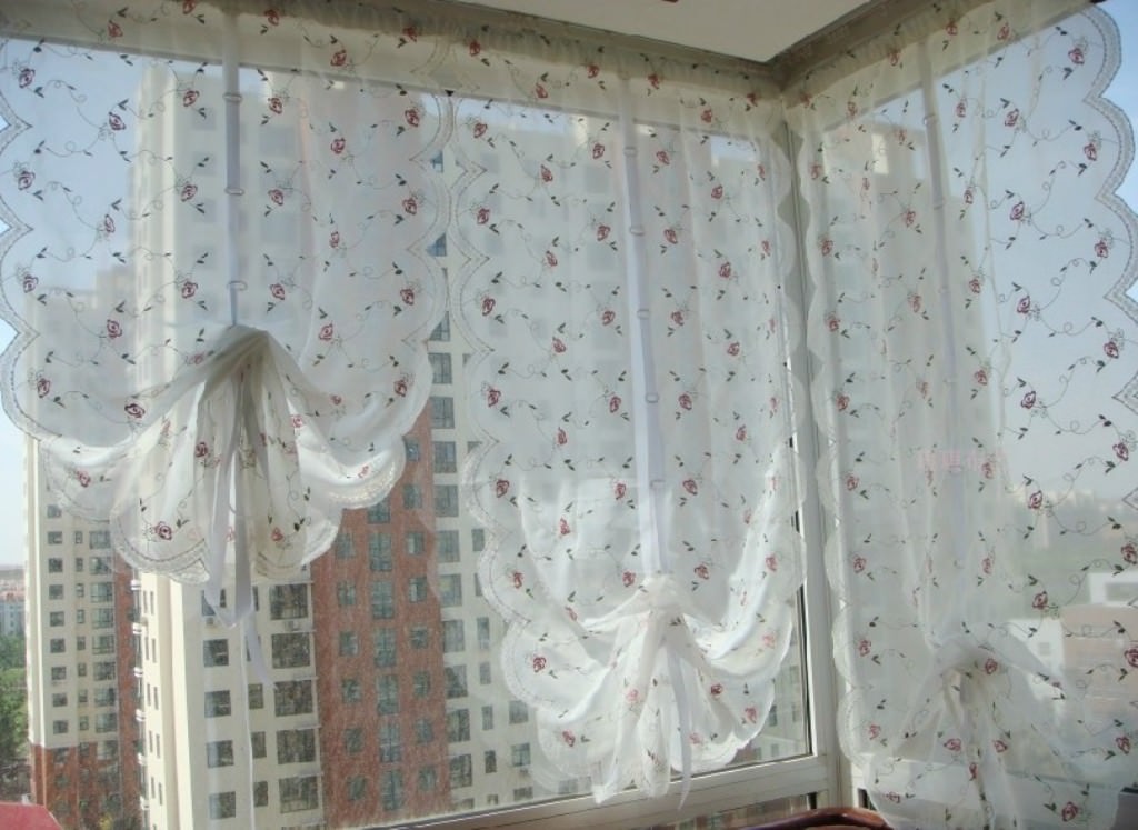 Image of: Ruffled Country Style Curtains
